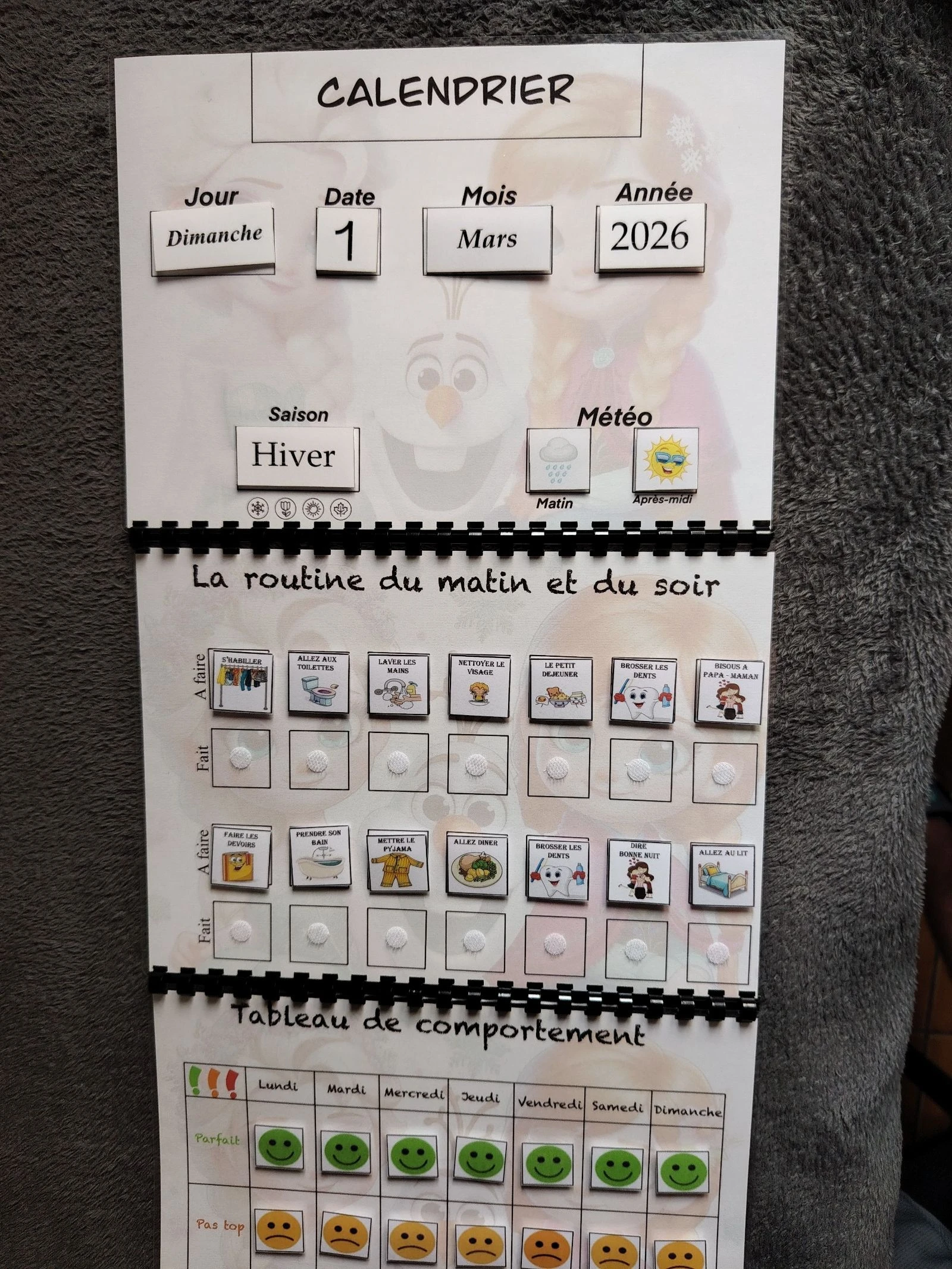 Trio reine des neiges le calendrier plus routine plus comportement 